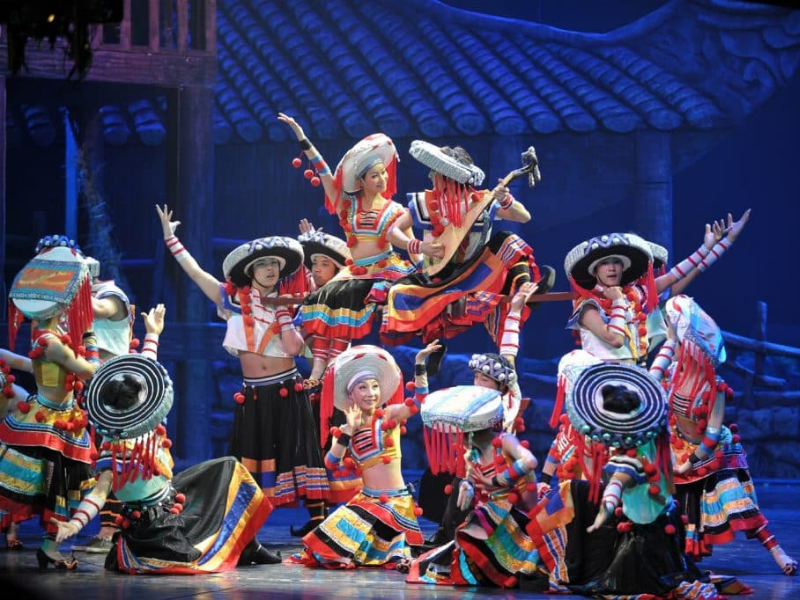 SHOW RẠNG RỠ SƯƠNG TÂY